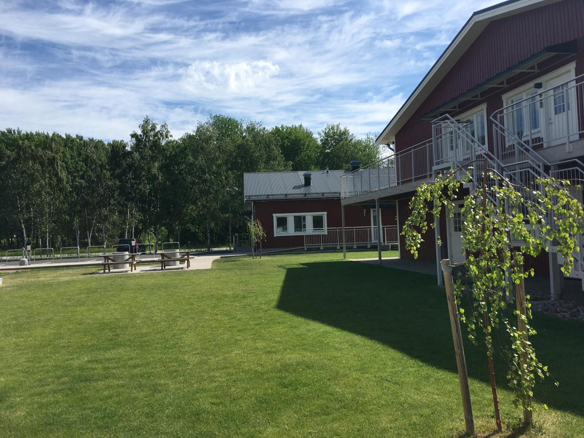 Land-Inn Motel Rosersberg Εξωτερικό φωτογραφία